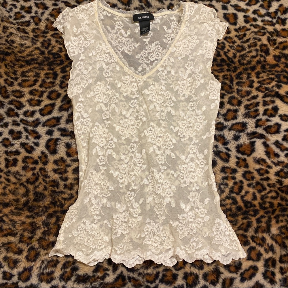Lace blouse - Picture 2 of 4
